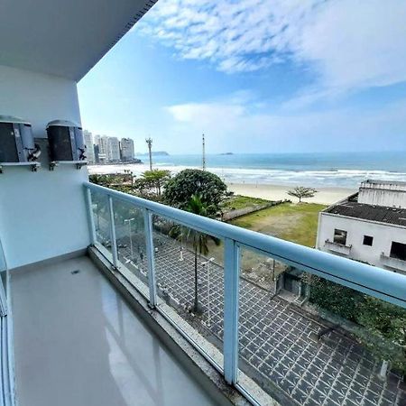 Apartamento Na Praia De Enseada グァルジャー エクステリア 写真