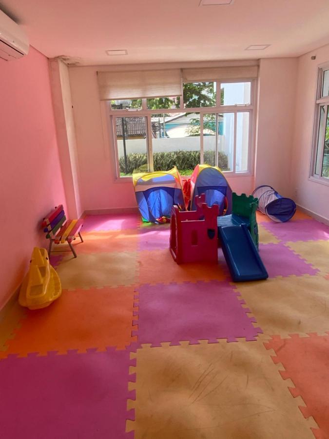 Apartamento Na Praia De Enseada グァルジャー エクステリア 写真