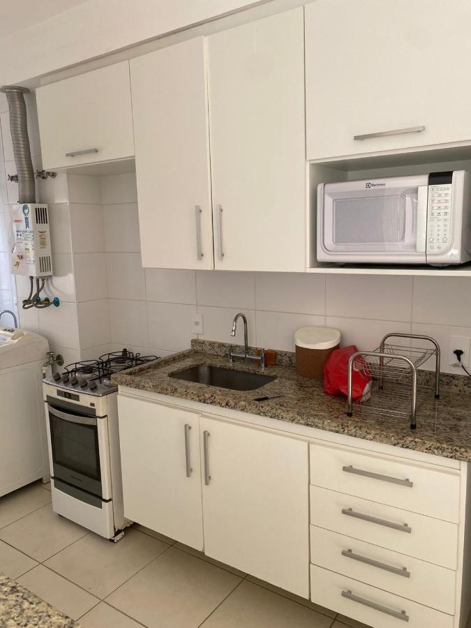 Apartamento Na Praia De Enseada グァルジャー エクステリア 写真