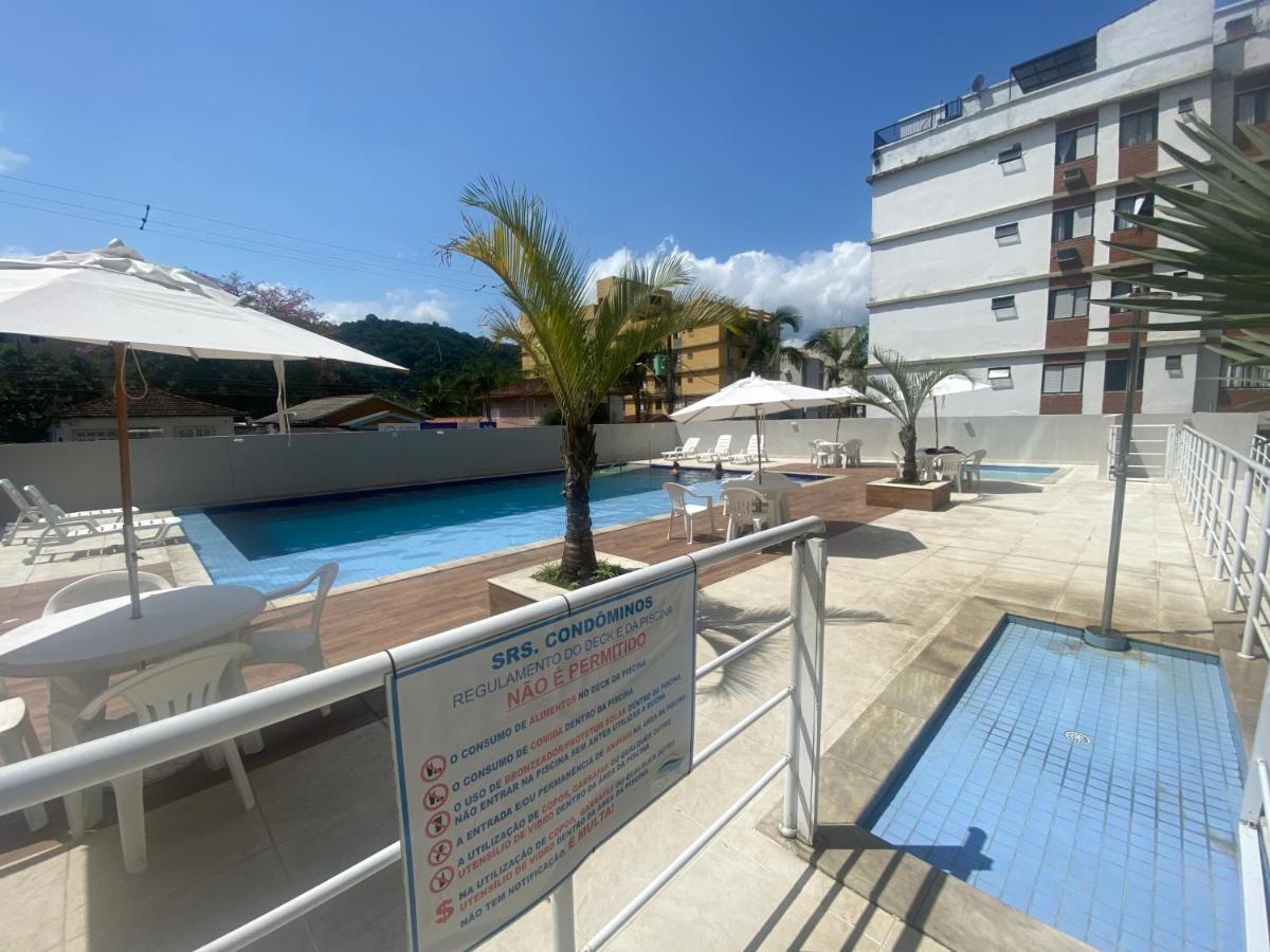Apartamento Na Praia De Enseada グァルジャー エクステリア 写真